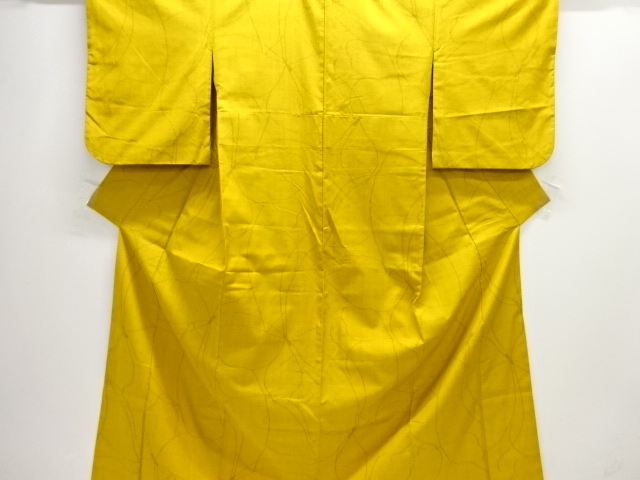 蝶模様織出し手織り紬着物